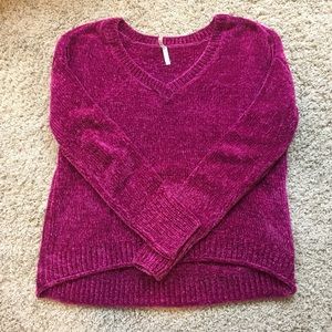 Magenta v-neck fuzzy sweater
